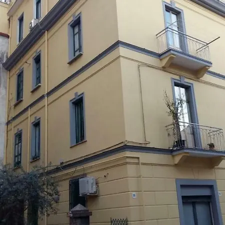 Сasa de vacaciones Casa Vacanze Emaele Salerno